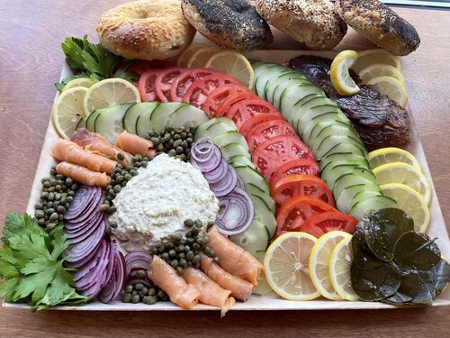 Bagel And Fixings Platter Each Peach Market 0832